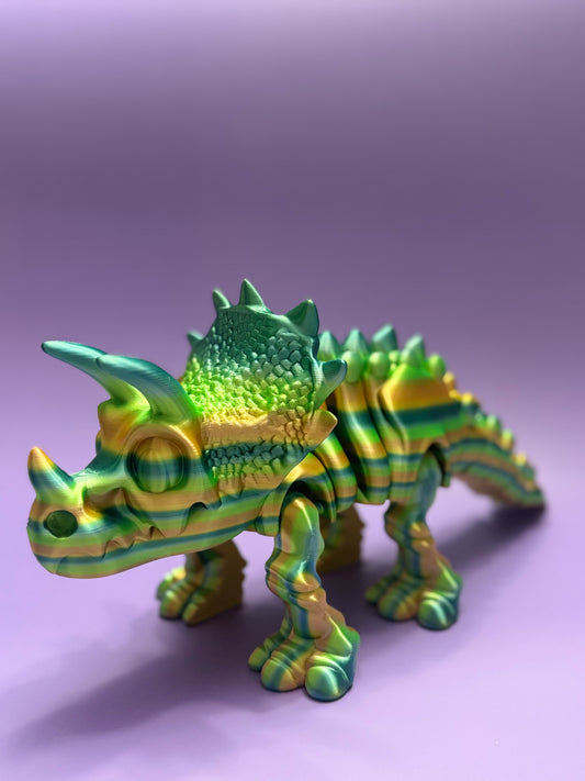 Triceratops Rainbow-Armored Articulated Dino